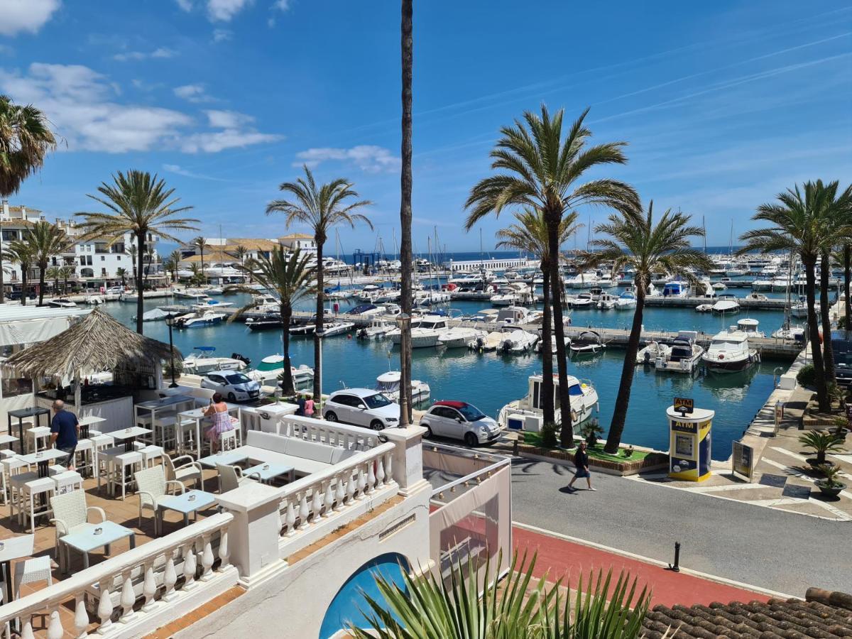 Seaside Serenity - Stylish Apartment With Spectacular Views Manilva Bagian luar foto